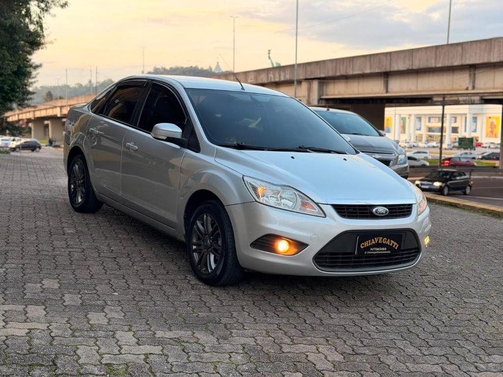 Ford Focus Focus 2.0 16V/SE/SE Plus Flex 5p Aut. 2012