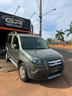 Foto do veículo Fiat Doblo 1.8 Adventure