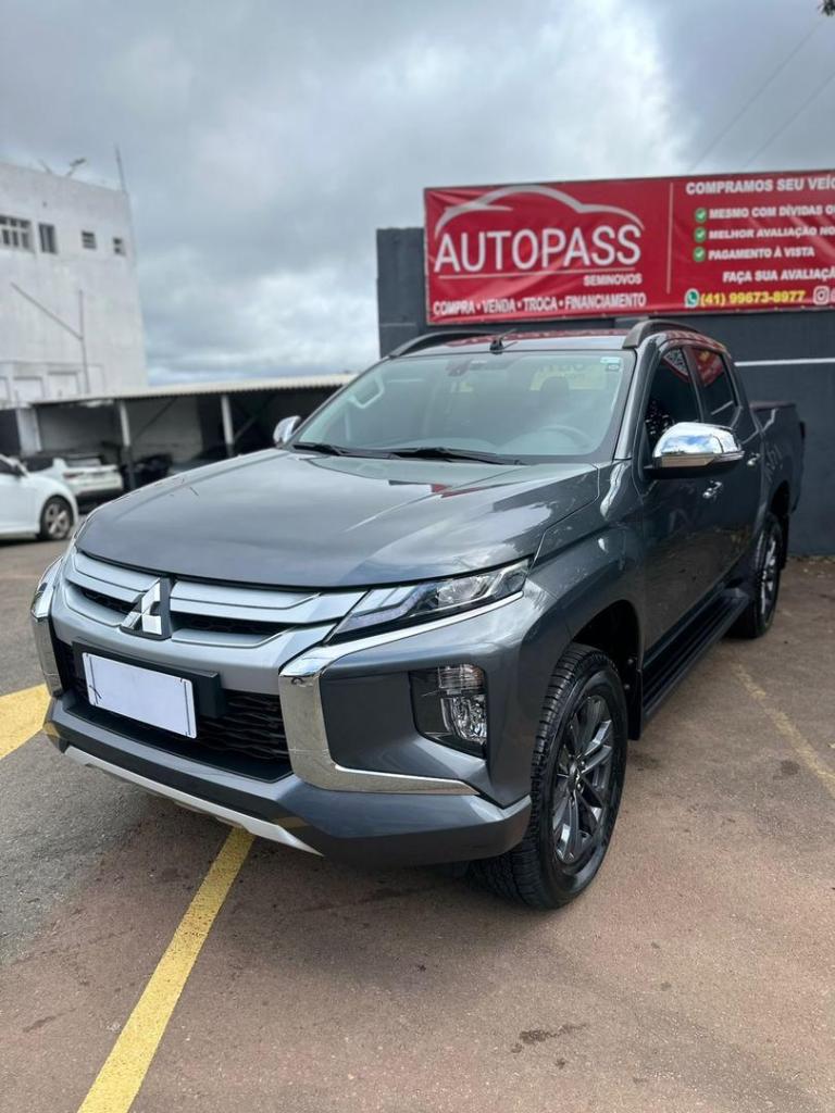 Mitsubishi L200 2025