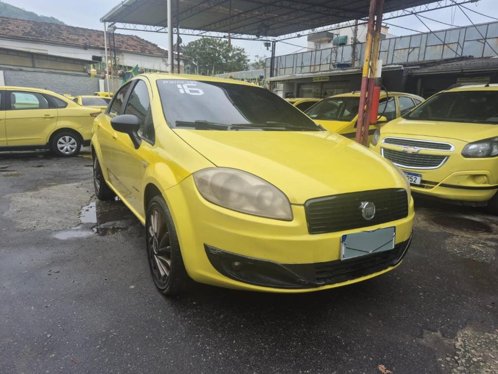 Fiat Linea ESSENCE 1.8 16V FLEX 2016
