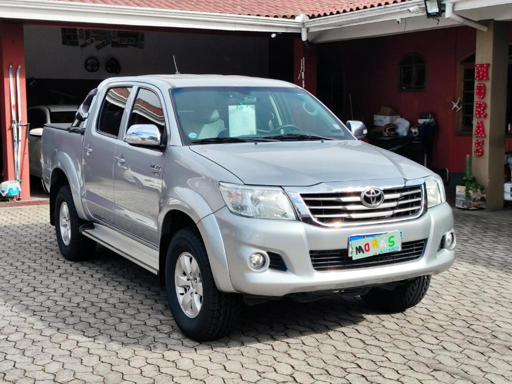 Toyota Hilux 2.7 SRV 4X2 CD 16V FLEX 4P AUTOMÁTICO 2015