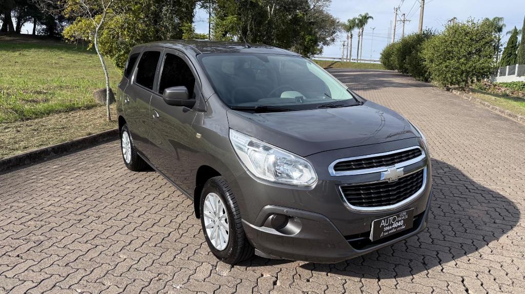 Chevrolet Spin 1.8 AT 2013