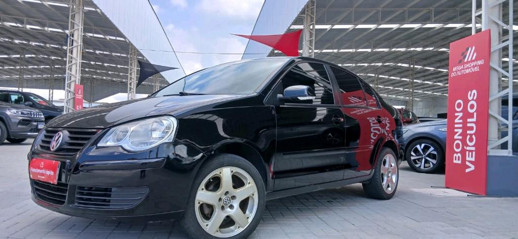 Volkswagen Polo 1.6 Sedan T Flex Comfortline I-motion