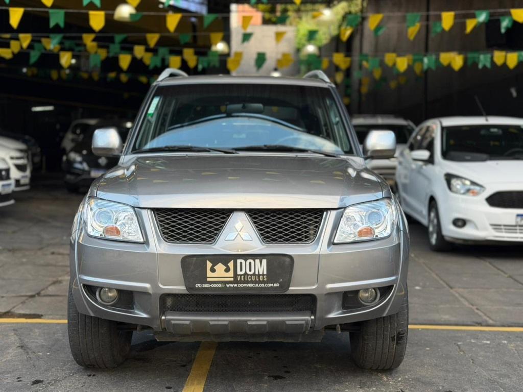 Mitsubishi Pajero 2013