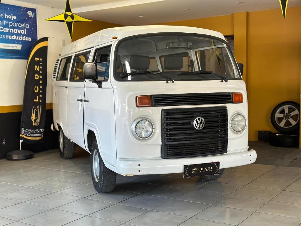 Volkswagen Kombi Kombi Standard 1.4 Mi Total Flex 8V 2014