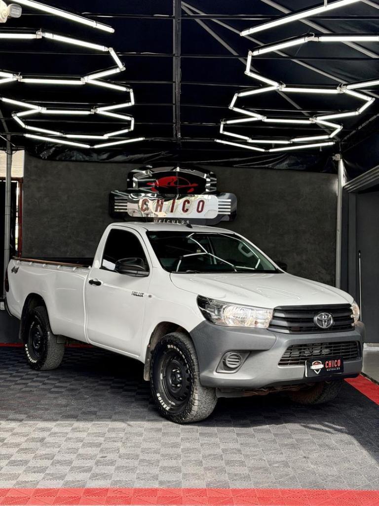 Toyota Hilux Hilux CS 4x4 2.8 TDI Diesel Mec. 2023