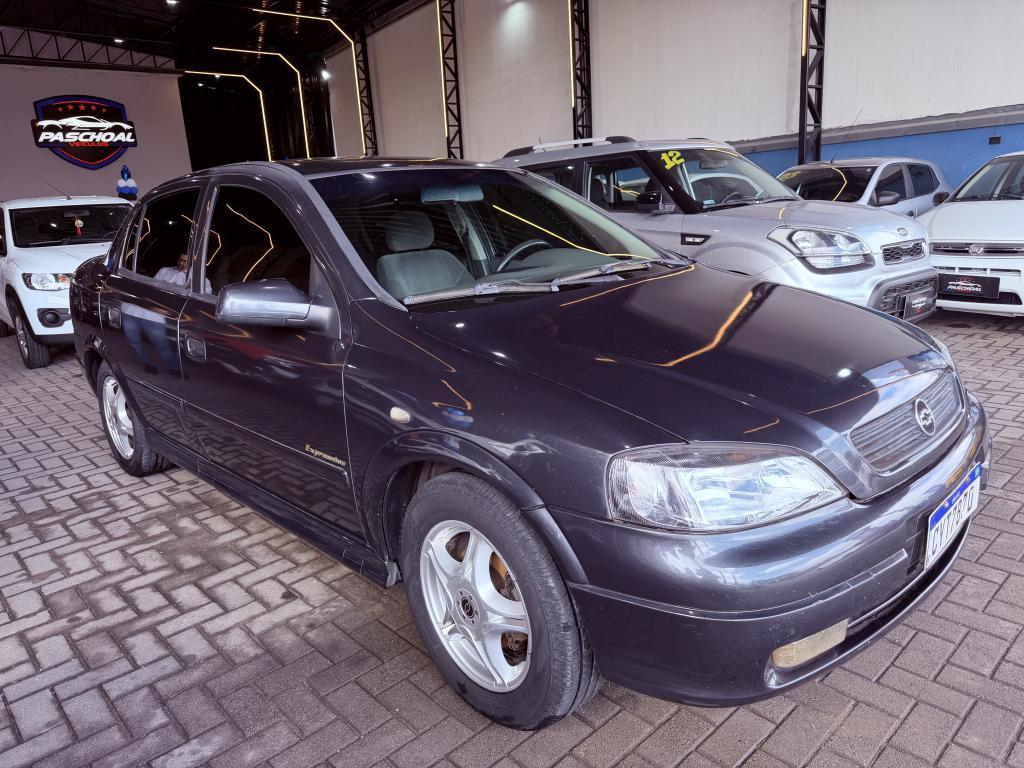 Chevrolet Astra Astra Sedan 2.0/CD/ Expres.GLS 2.0 8V 4p 2002