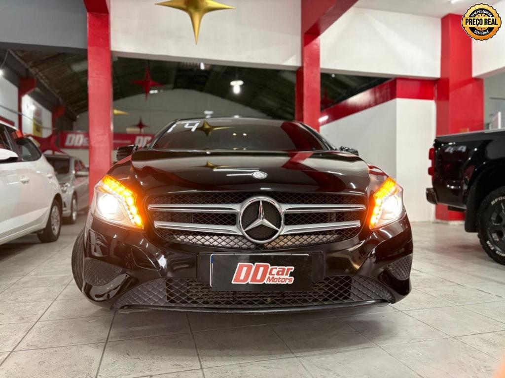 Mercedes-Benz A 200 URBAN 1.6 2014
