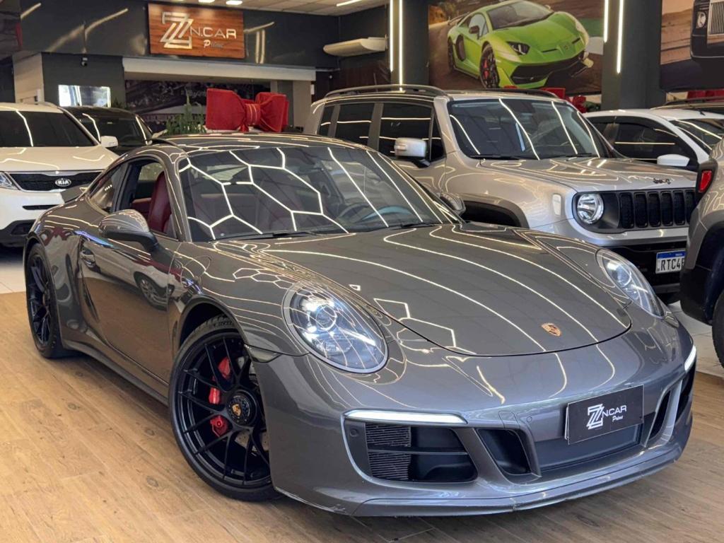 Porsche 911 CARRERA 4 COUPE 3.0 2018