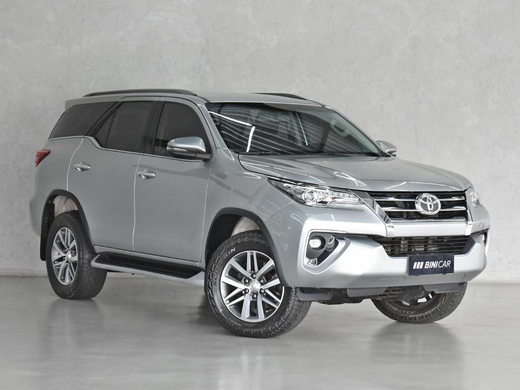 Toyota Hilux Sw4 Hilux SW4 SRX 4x4 2.8 TDI 16V Dies. Aut. 2020
