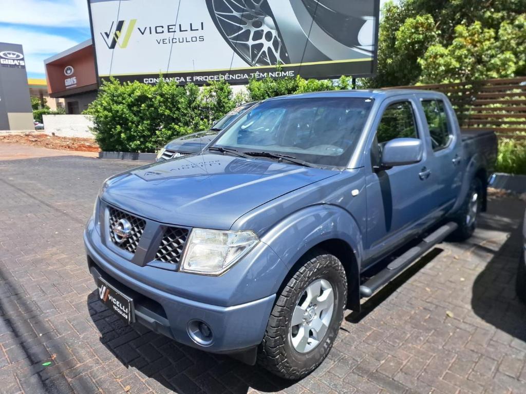 Nissan Frontier XE CD 4X2 2.5 TB DIESEL 2013