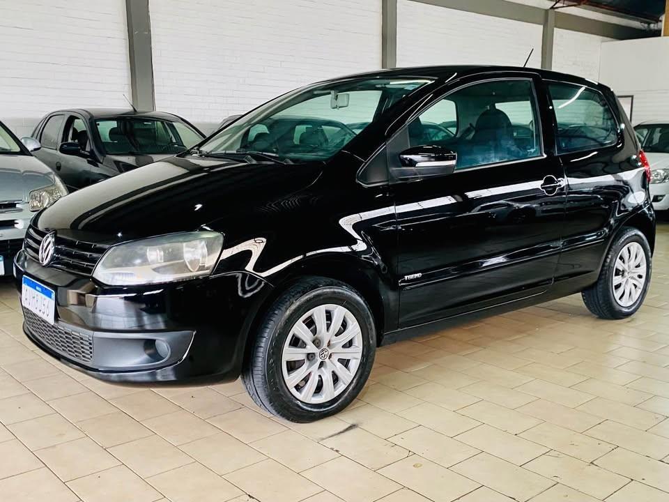 Volkswagen Fox 1.0 MI TOTAL FLEX 8V 3P 2013