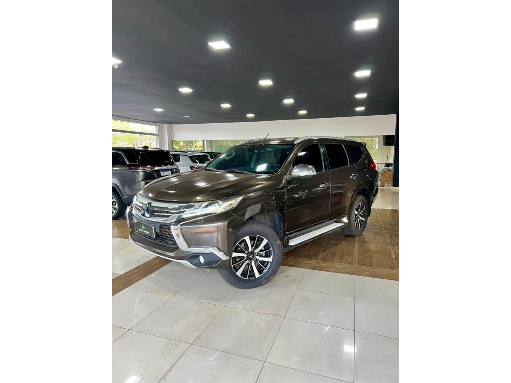 Mitsubishi Pajero SPORT HPE 2.4 TB 2020