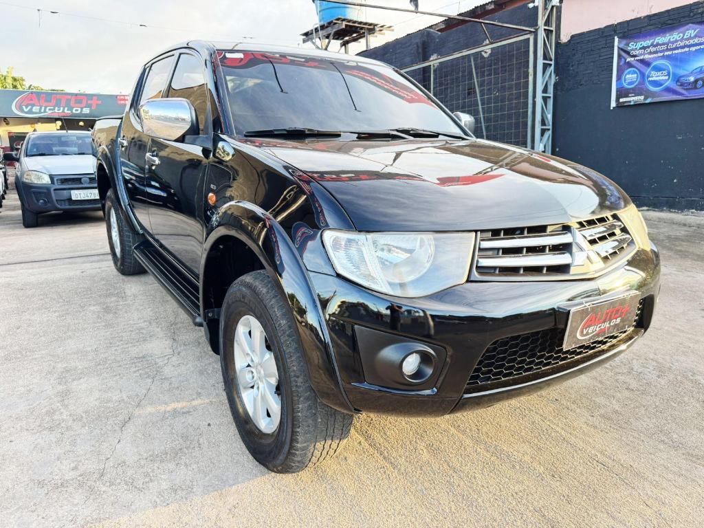 Mitsubishi L200 2.5 4wd Savana 2012