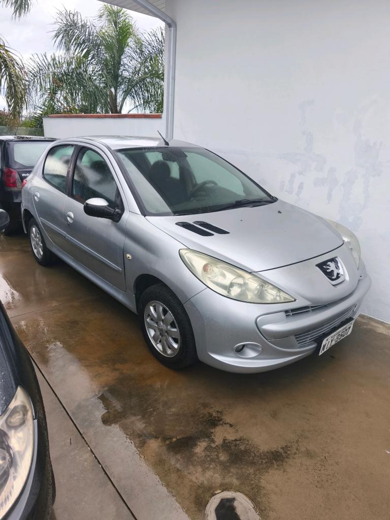 Peugeot 207 2012
