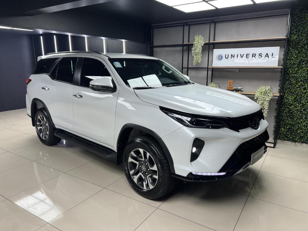 Toyota Sw4 2.8 Tdi Srx Platinum 7l Auto 4wd 2025