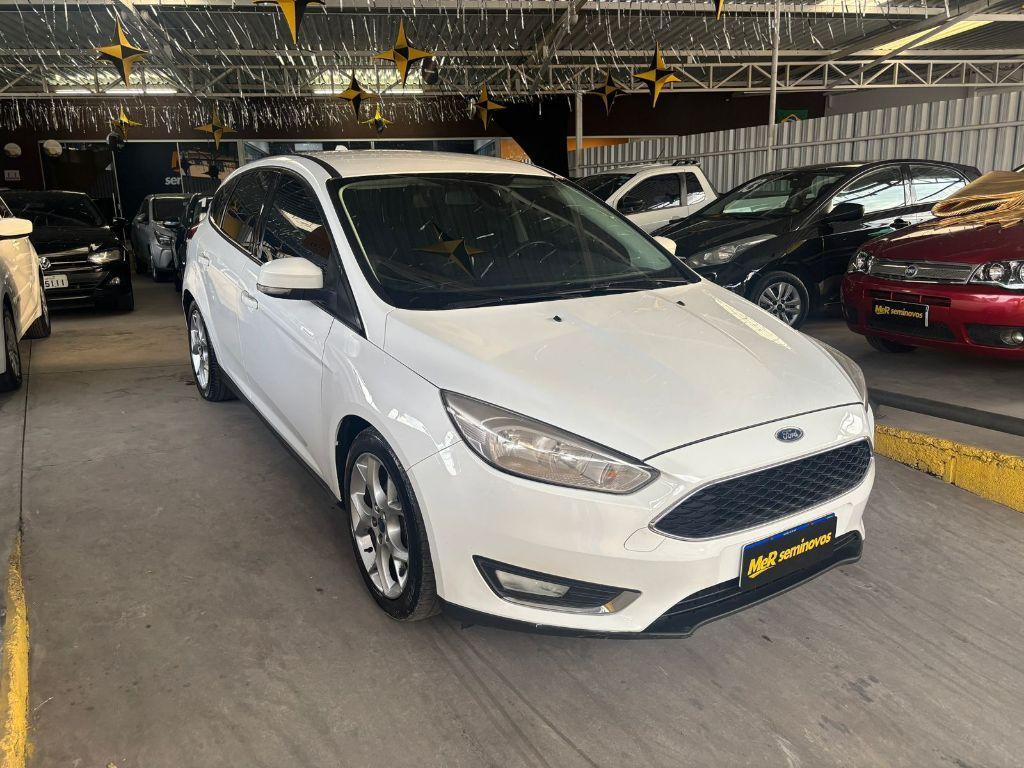 Ford Focus Focus 2.0 16V/SE/SE Plus Flex 5p Aut. 2016
