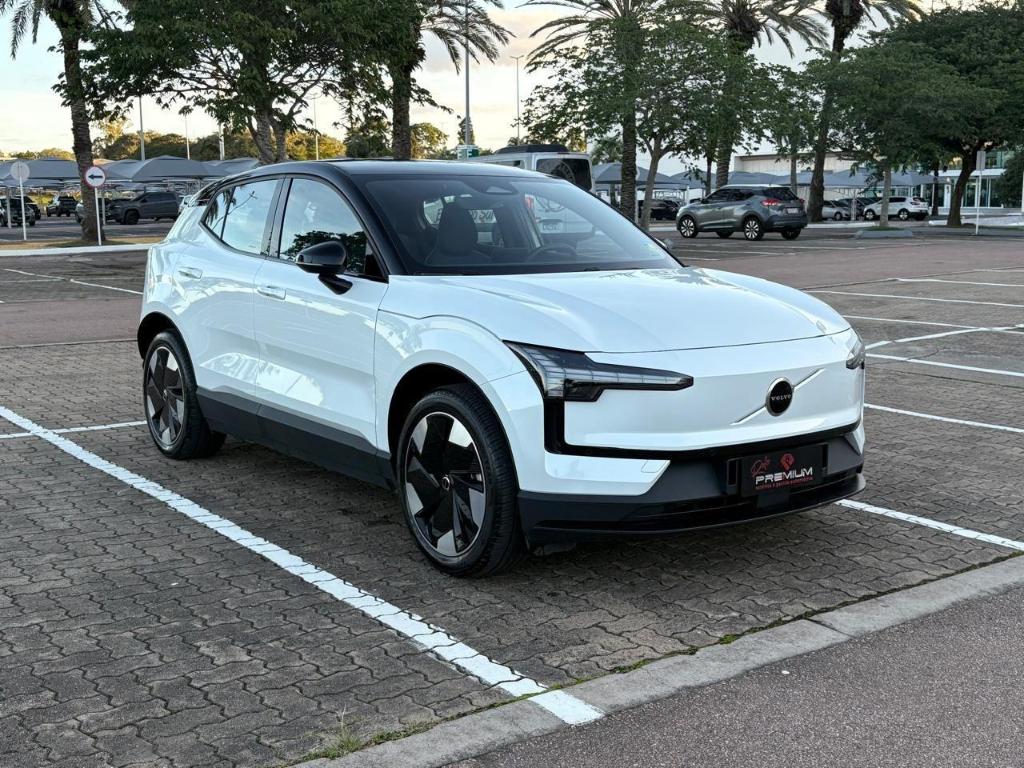 Volvo Ex30 2024