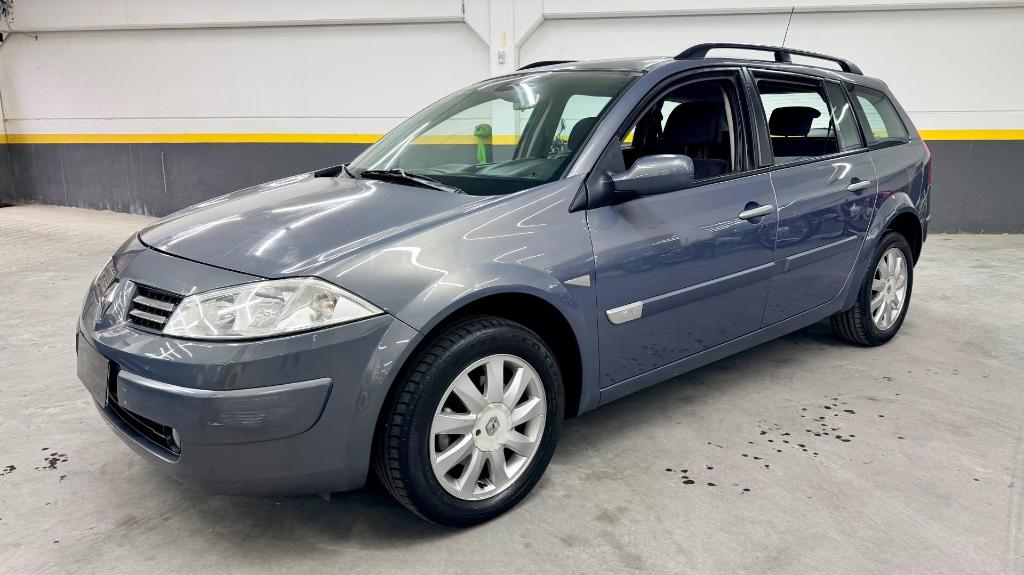 Renault Megane GRAND TOUR DYNAM. HI-FLEX 1.6 16V 2011