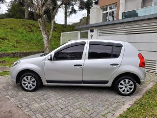 Foto do veículo Renault Sandero Expression Hi-flex 1.0 16v 5p