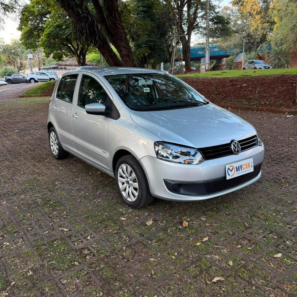 Volkswagen Fox Fox 1.0 Mi Total Flex 8V 5p 2011