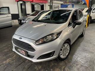 Foto do veículo Ford Fiesta 1.5 16v Flex Mec. 5p
