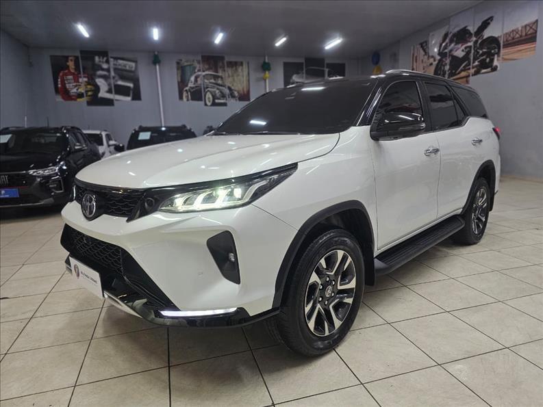 Toyota Hilux Sw4 SRX DIAMOND 2.8 TB 2025