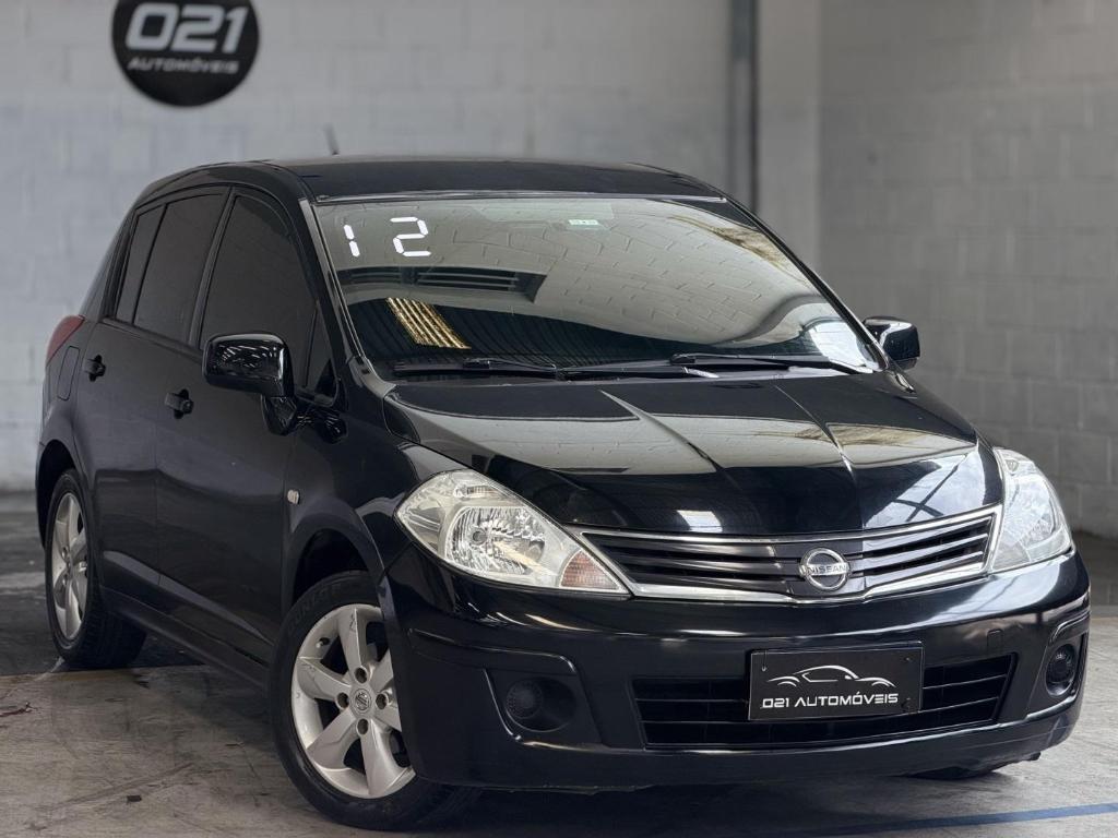 Nissan Tiida 1.8 S 16V FLEX 4P MANUAL 2012