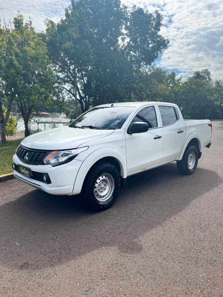 Mitsubishi L200 OTHERS 2023