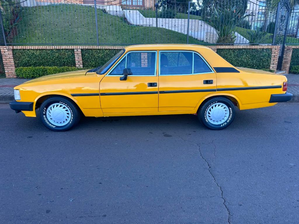 Chevrolet Caravan Diplomata Se 4.1 12v Gasolina 2p Manual 1988
