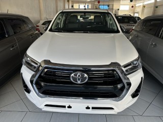 Foto do veículo Toyota Hilux 2.8 Srv 4x4 Cd 16v 4p Automático