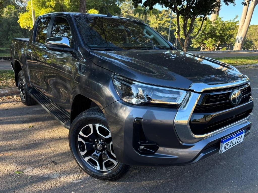 Toyota Hilux Hilux CD SRX 4x4 2.8 TDI 16V Diesel Aut. 2025