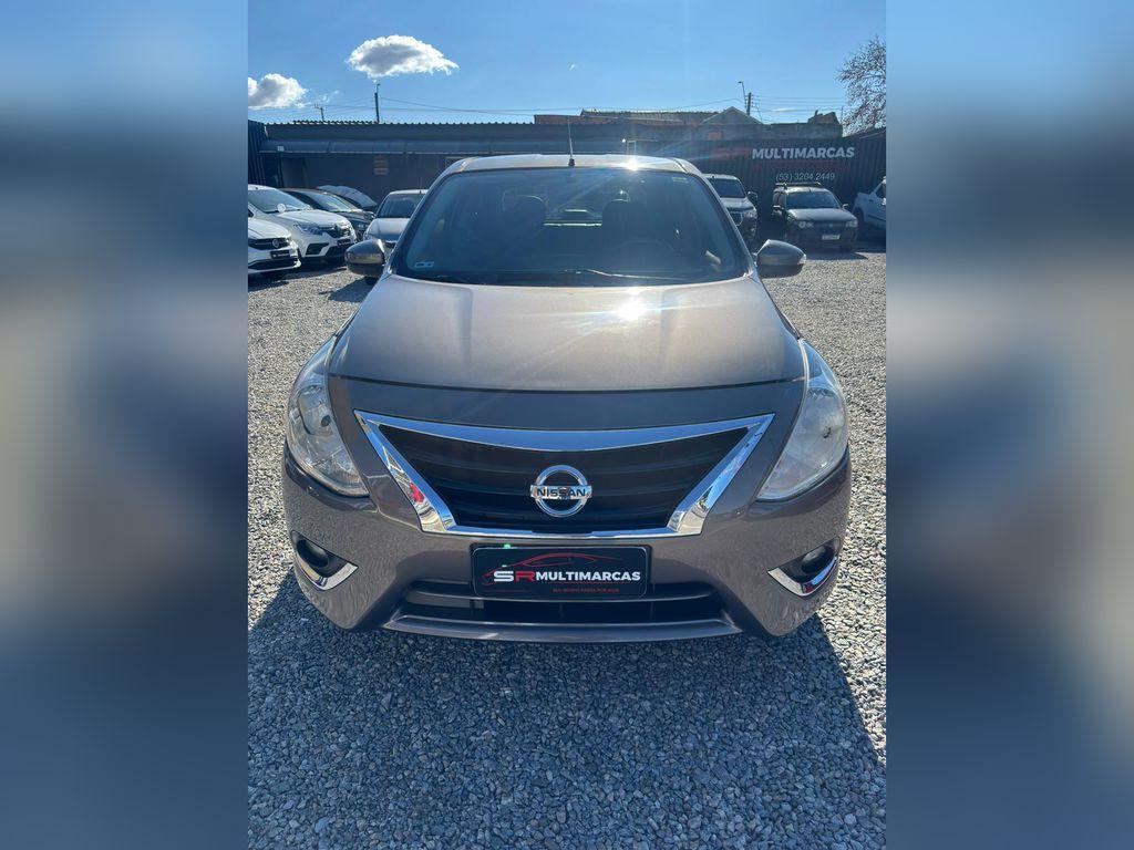Nissan Versa
