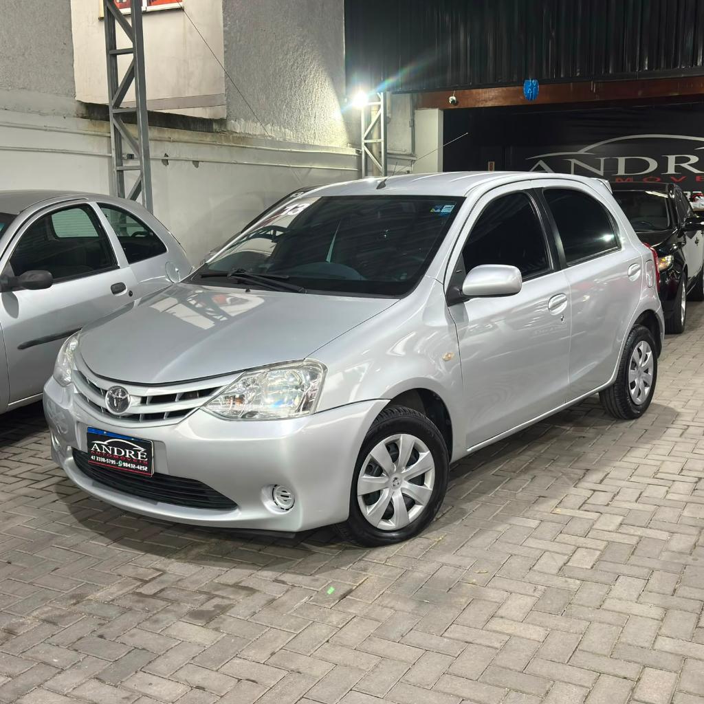 Toyota Etios XS 1.3 16V FLEX 2013