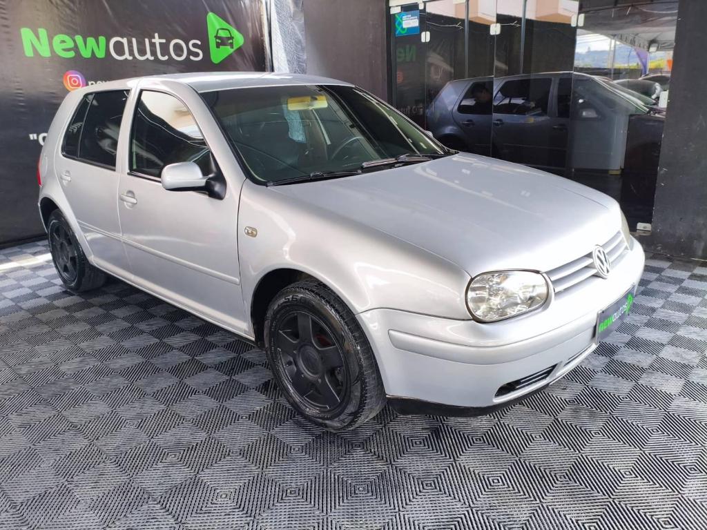 Volkswagen Golf 2.0/2.0 T. Flex Mec.(black & Silv) - Manual