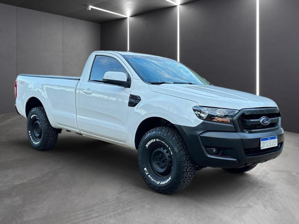 Ford Ranger 2.0 TURBO DIESEL CD XLS 4X2 AUTOMÁTICO 2020