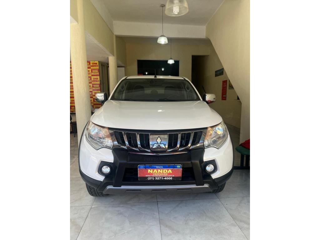 Mitsubishi L200 2021