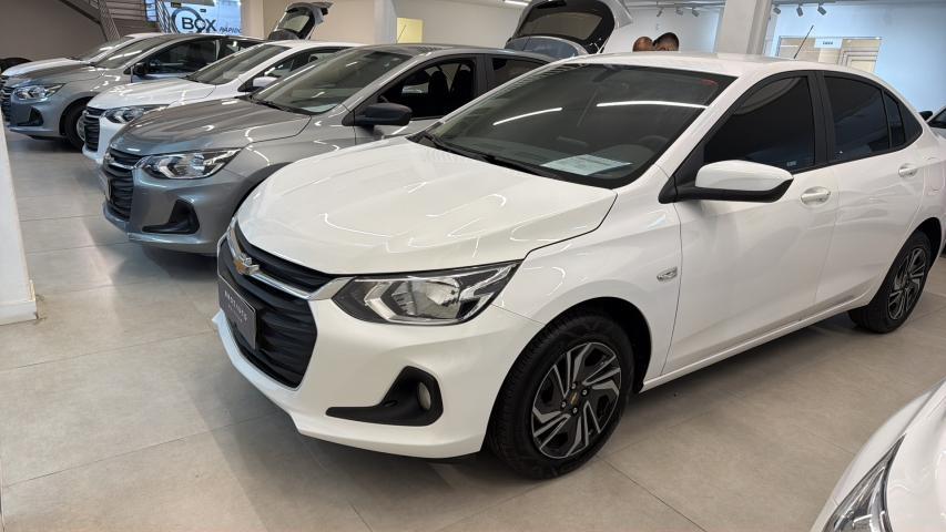 Chevrolet Onix ONIX SEDAN Plus LT 1.0 12V Flex 4p Mec. 2024