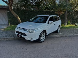 Foto do veículo Mitsubishi Outlander 3.0 V6 Gt Auto 4wd