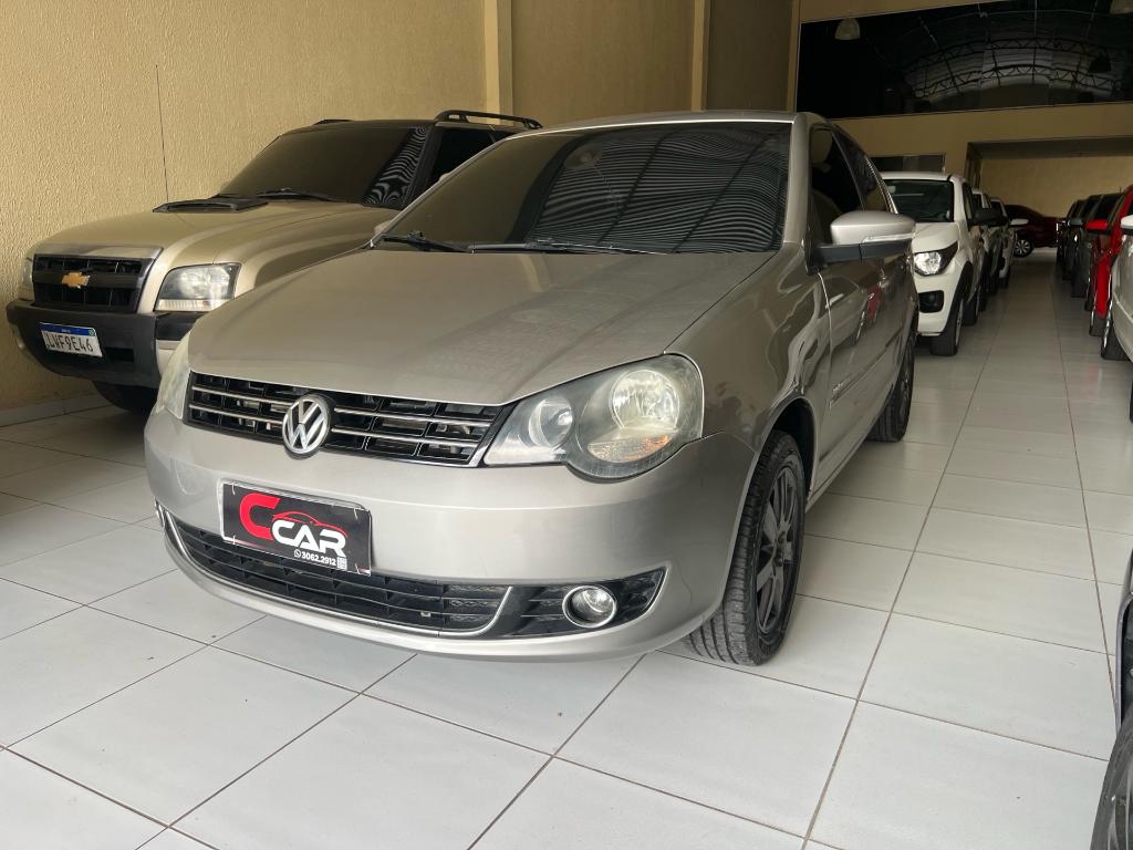 Volkswagen Polo Polo Sed. COMFORT. 1.6 Mi Tot. Flex 8v 2013