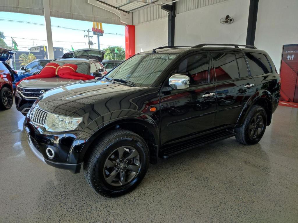 Mitsubishi Pajero Pajero DAKAR 3.2 4x4 T.I. Dies. 5p Aut. 2013