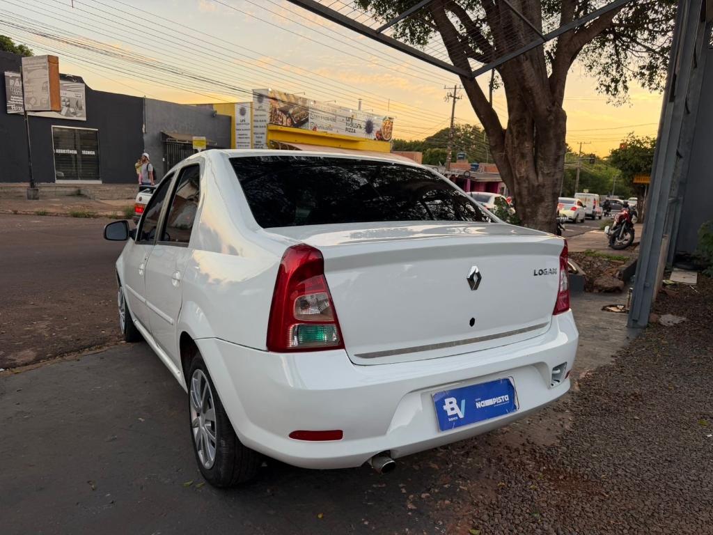 Renault Logan 2012