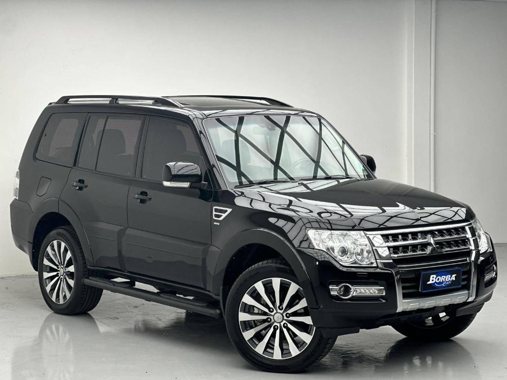 Mitsubishi Pajero 2016
