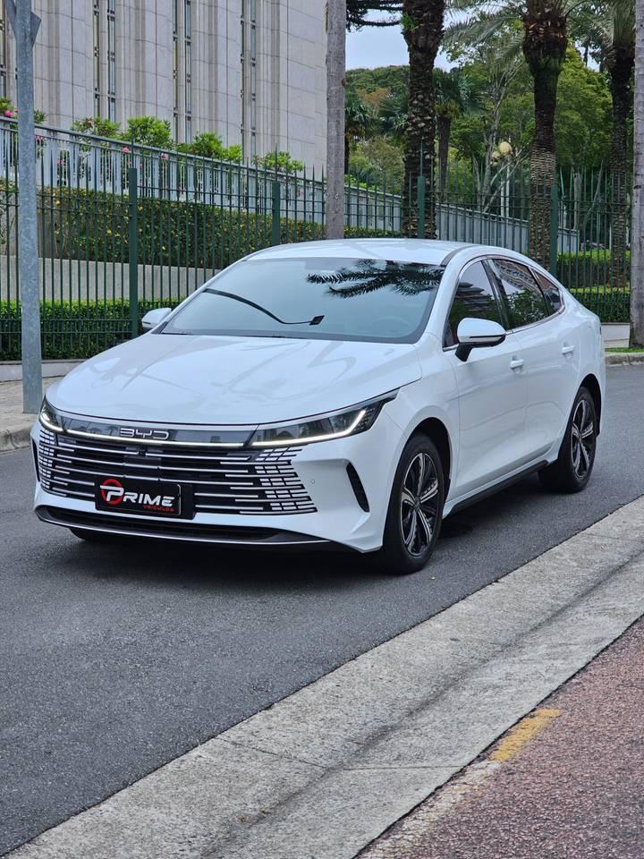Byd King 1.5 Phev Dm-i Gs Auto - Automática