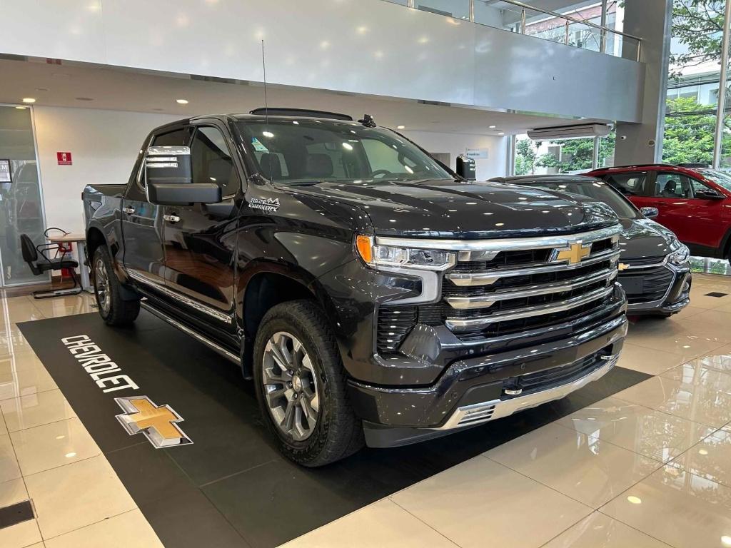 Chevrolet Silverado 2025