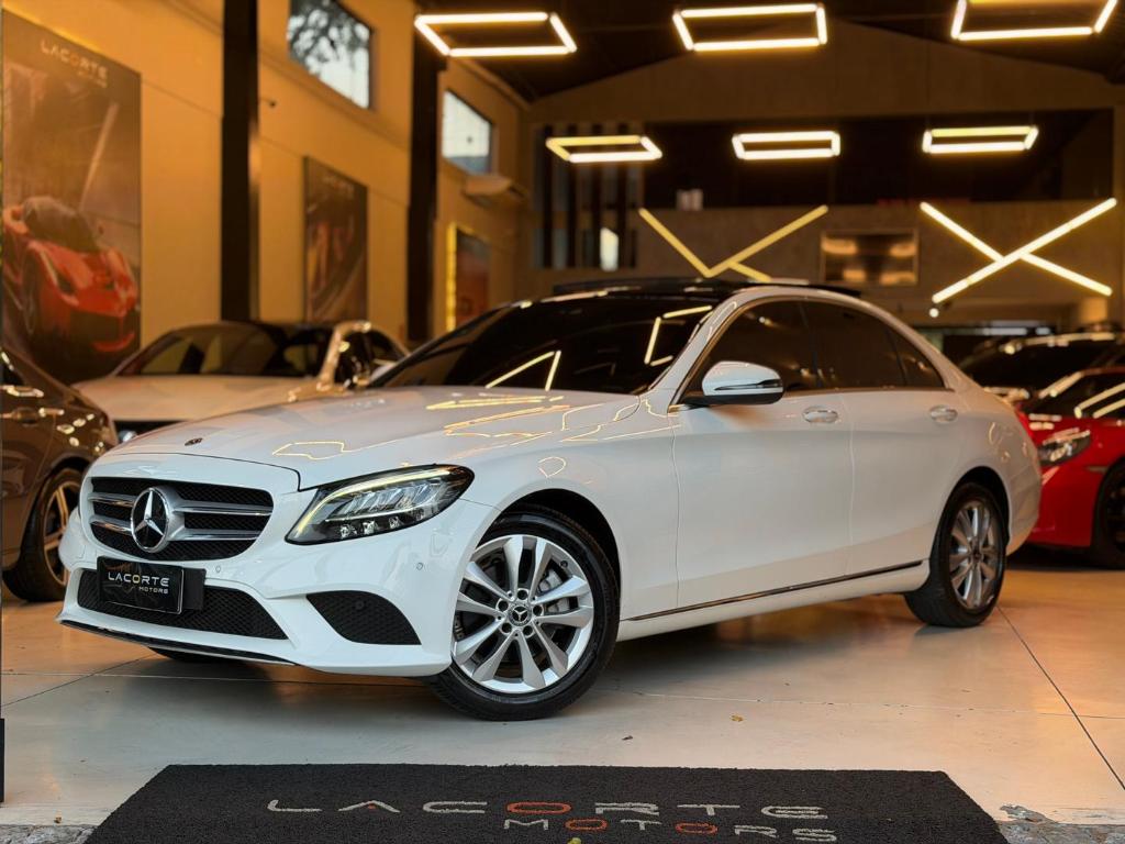 Mercedes-Benz C-200 2020
