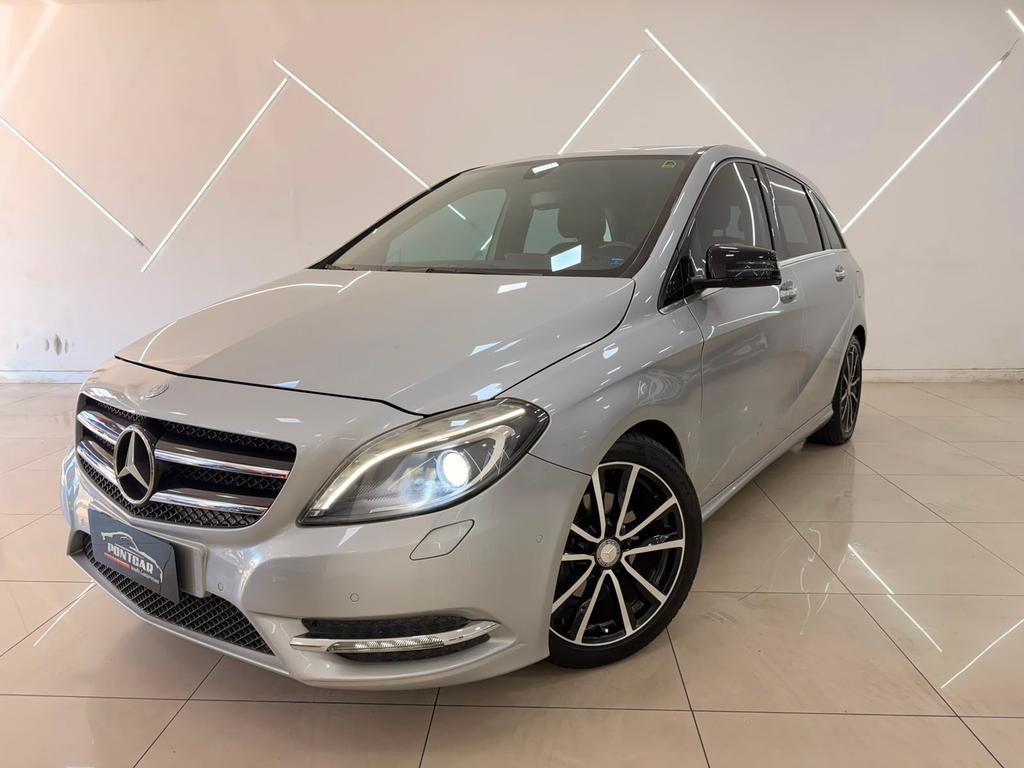 Mercedes-Benz B 200 4p Automatico Flex 2013