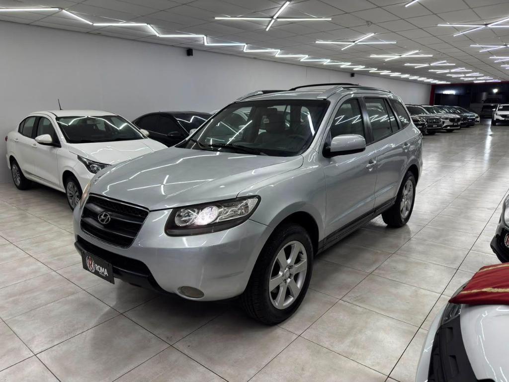Hyundai Santa