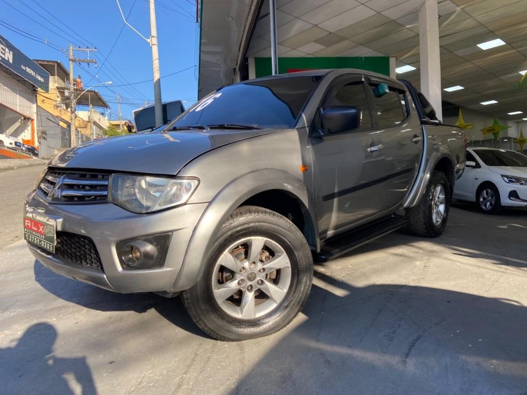 Mitsubishi L200 L200 Triton HLS 2.4 Flex 16V CD Mec. 2016