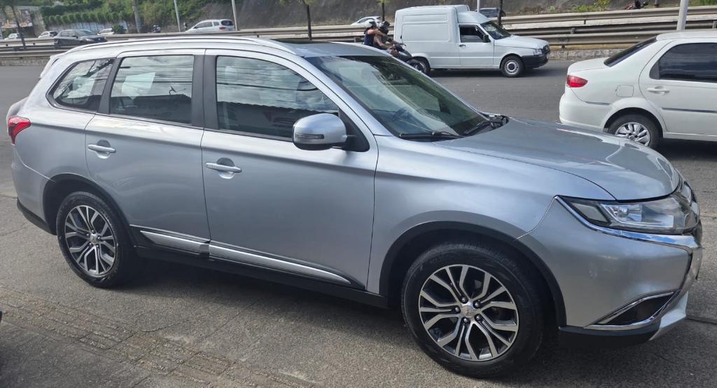 Mitsubishi Outlander 2.0 Comfort Cvt 2018